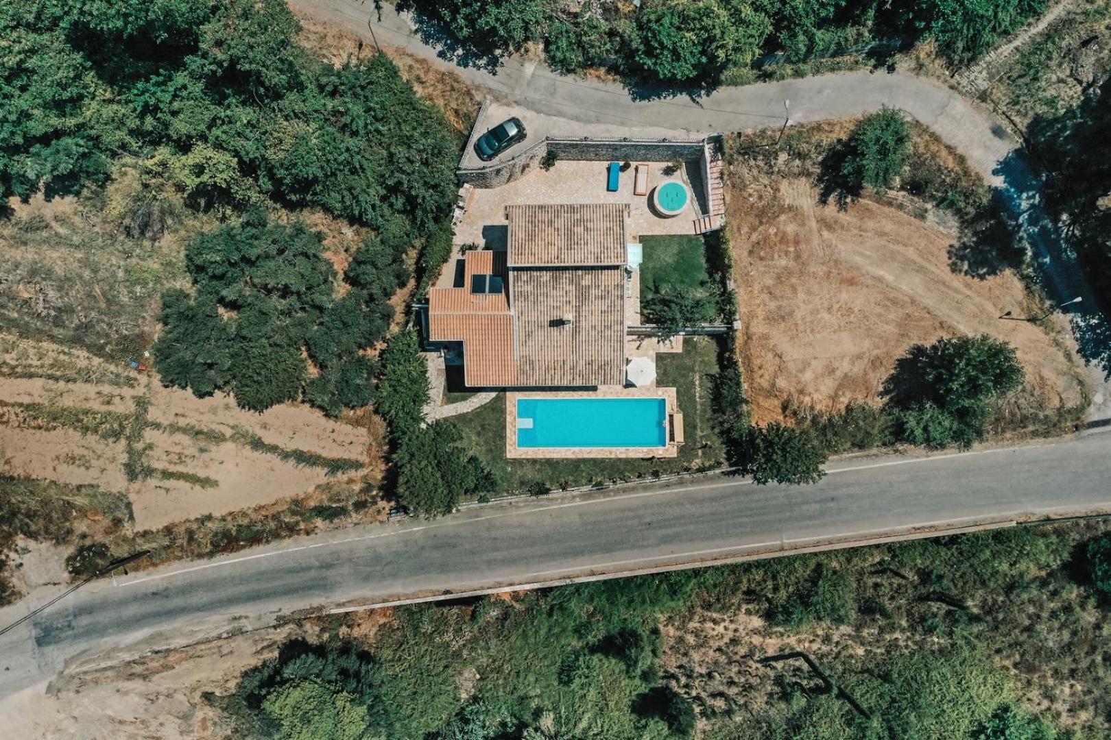 Leto Villa
